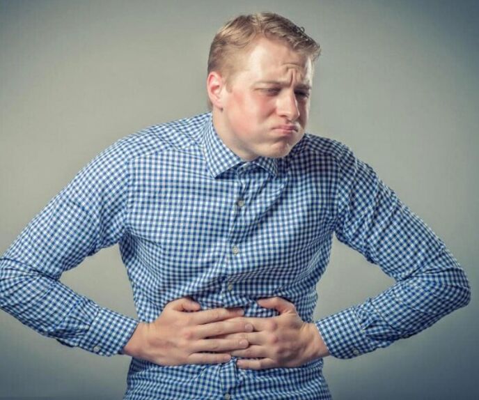 Abdominal pain and nausea due to internal parasites